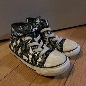 Kids Shark Converse High Tops